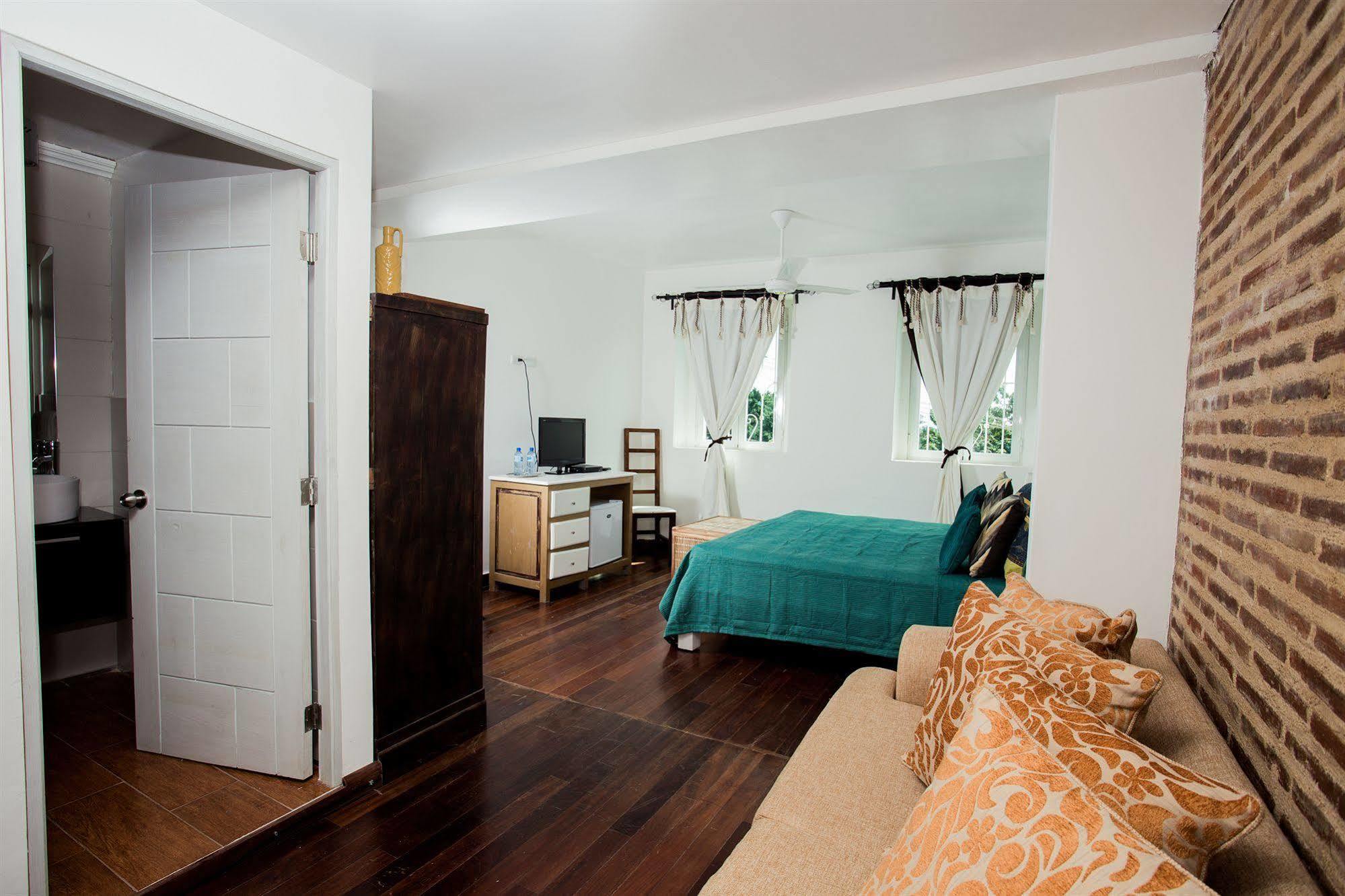 Hotel Portes 9 Santo Domingo Dış mekan fotoğraf