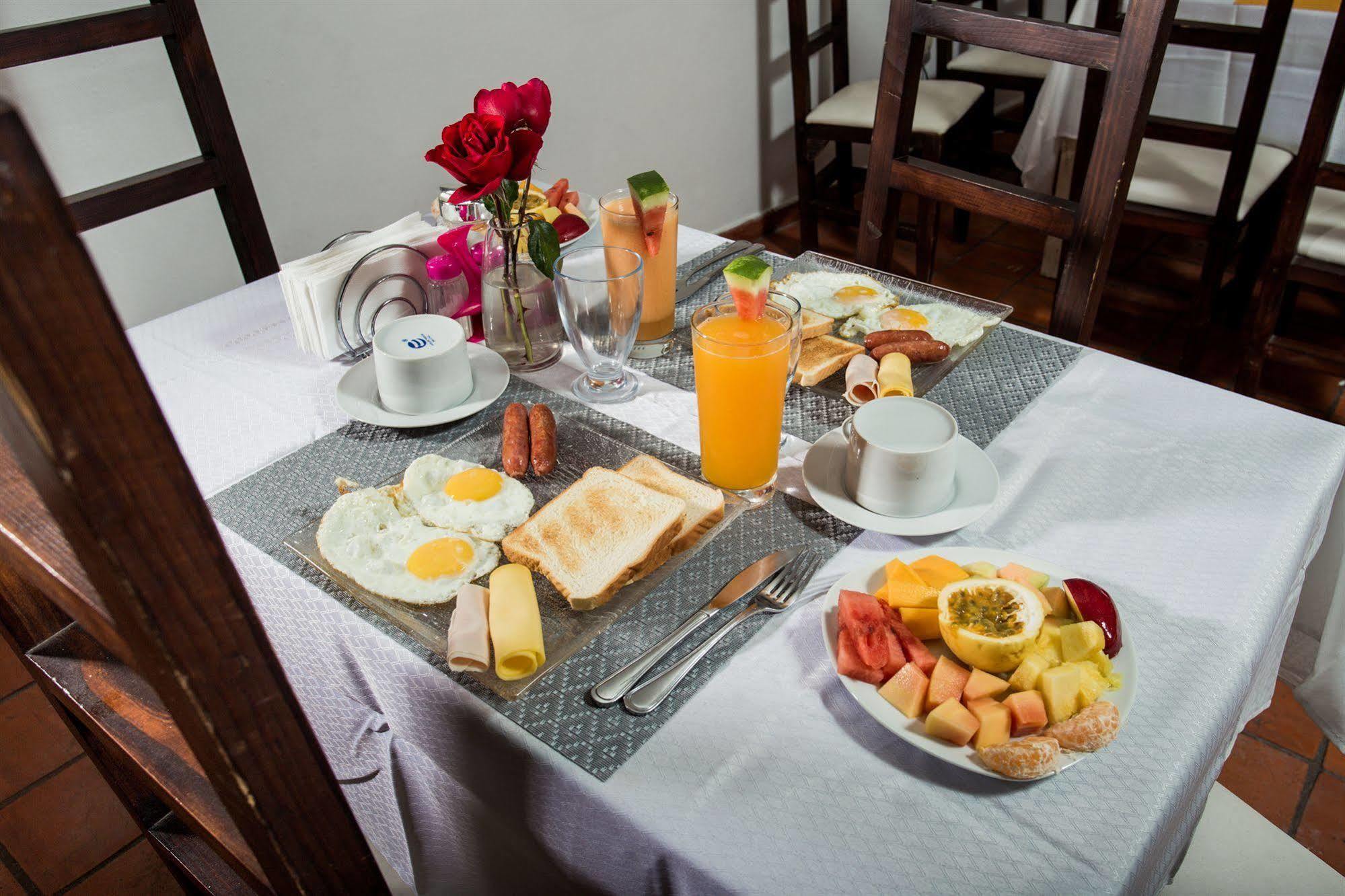 Hotel Portes 9 Santo Domingo Dış mekan fotoğraf